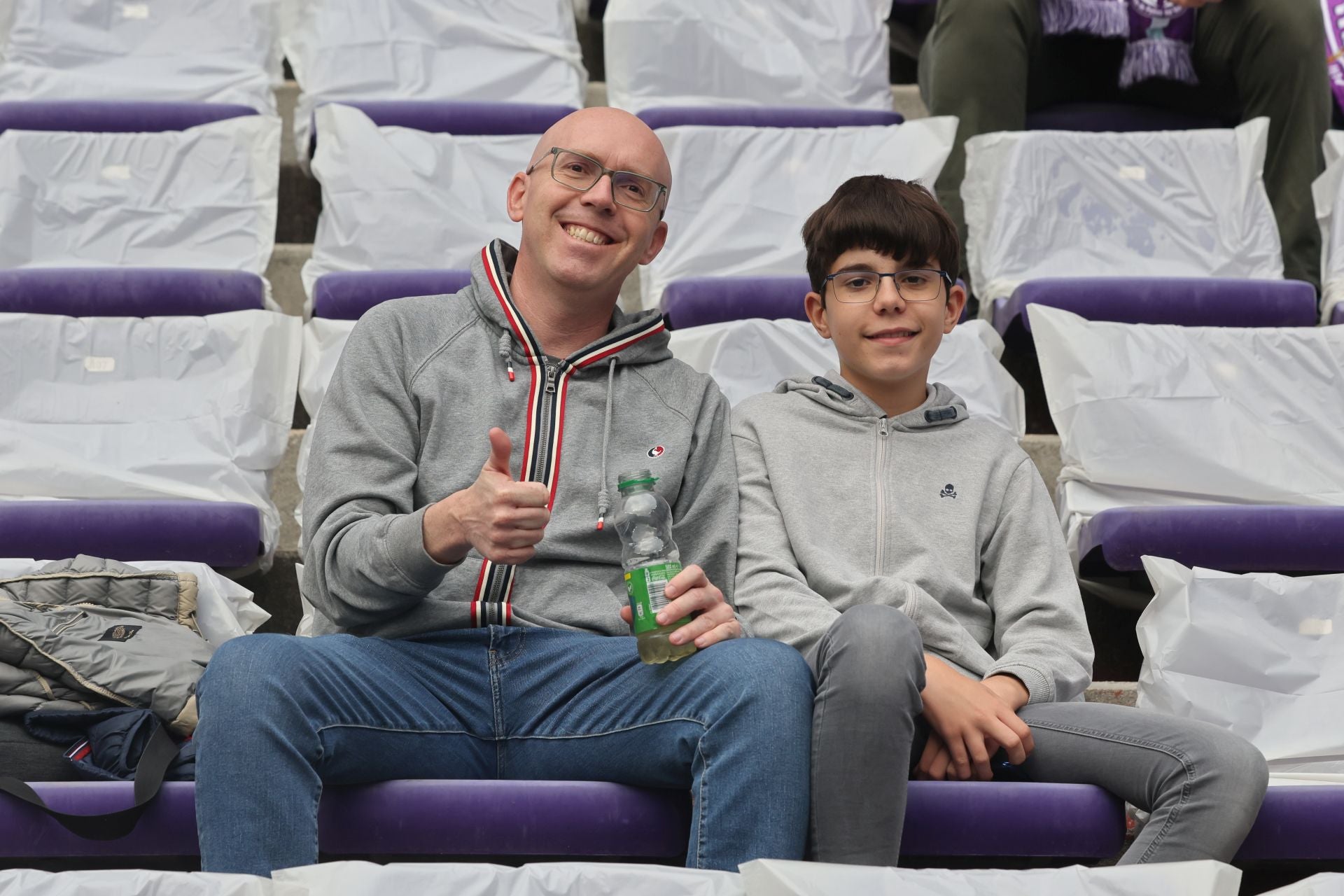 Búscate en la grada del Real Valladolid-Cultural Leonesa 3/4