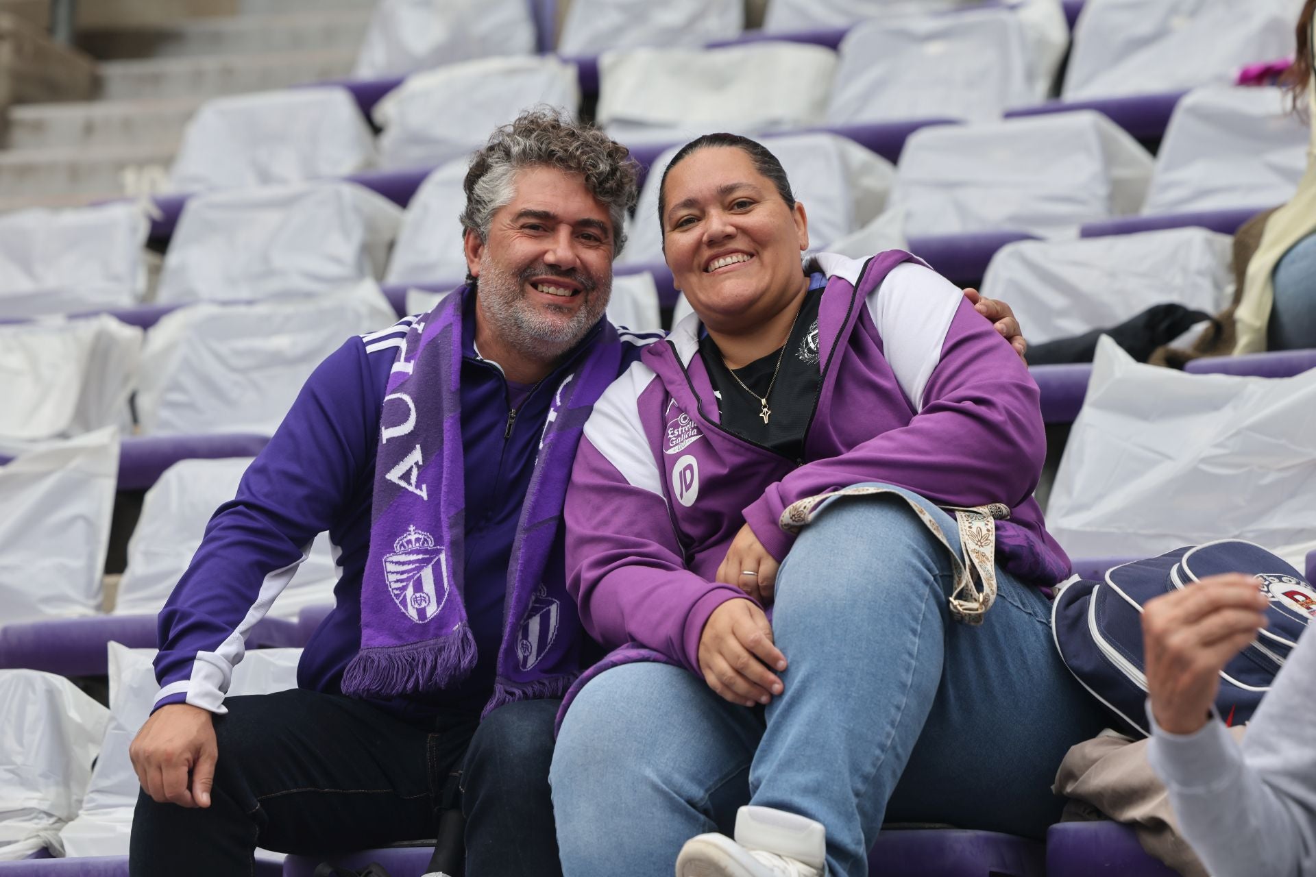 Búscate en la grada del Real Valladolid-Cultural Leonesa 4/4