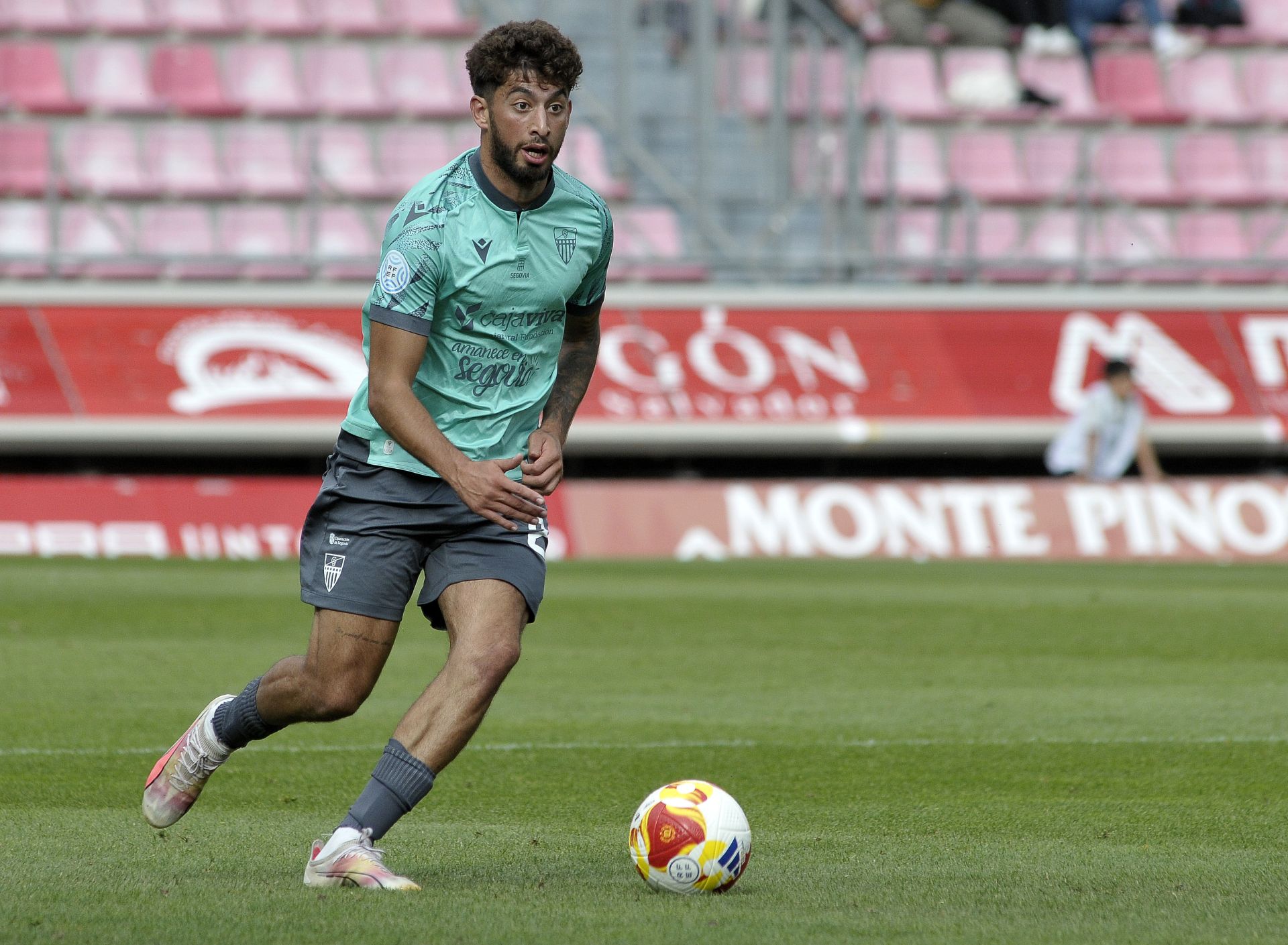 La derrota de la Segoviana en Soria, en imágenes