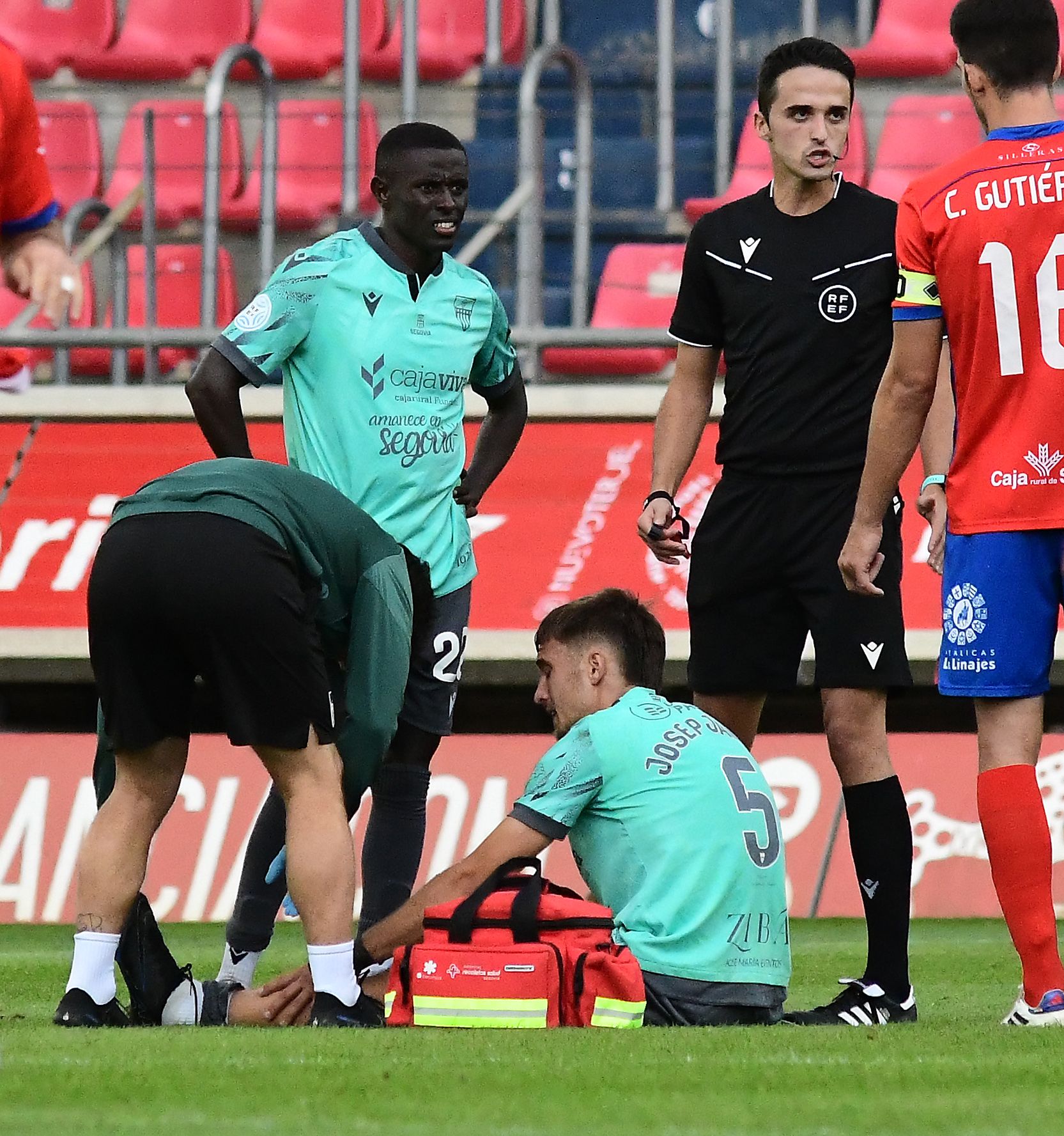 La derrota de la Segoviana en Soria, en imágenes