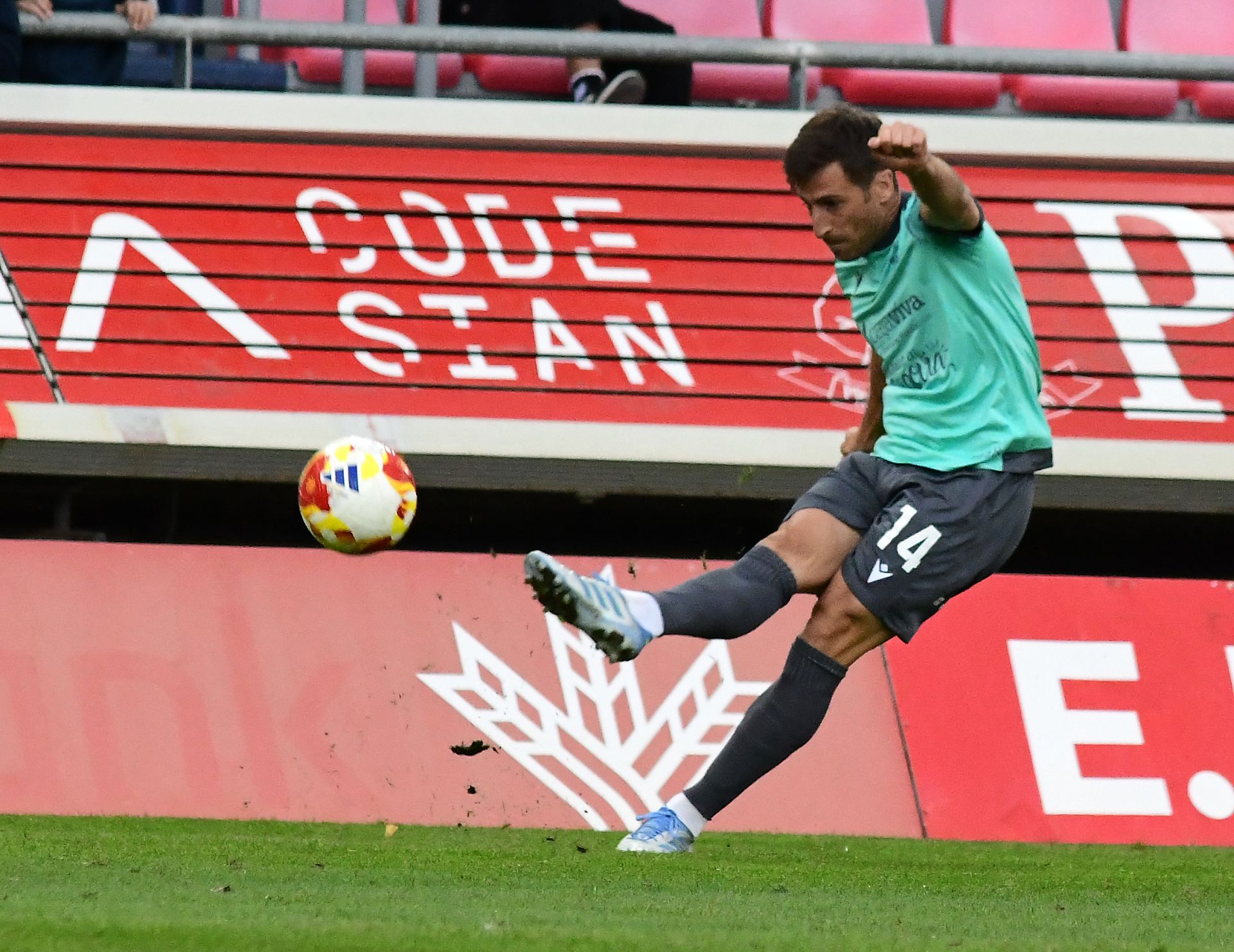 La derrota de la Segoviana en Soria, en imágenes