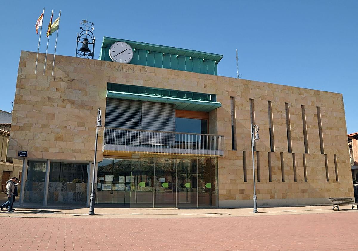 Ayuntamiento de Pedrajas de San Esteban, en una imagen de archivo.
