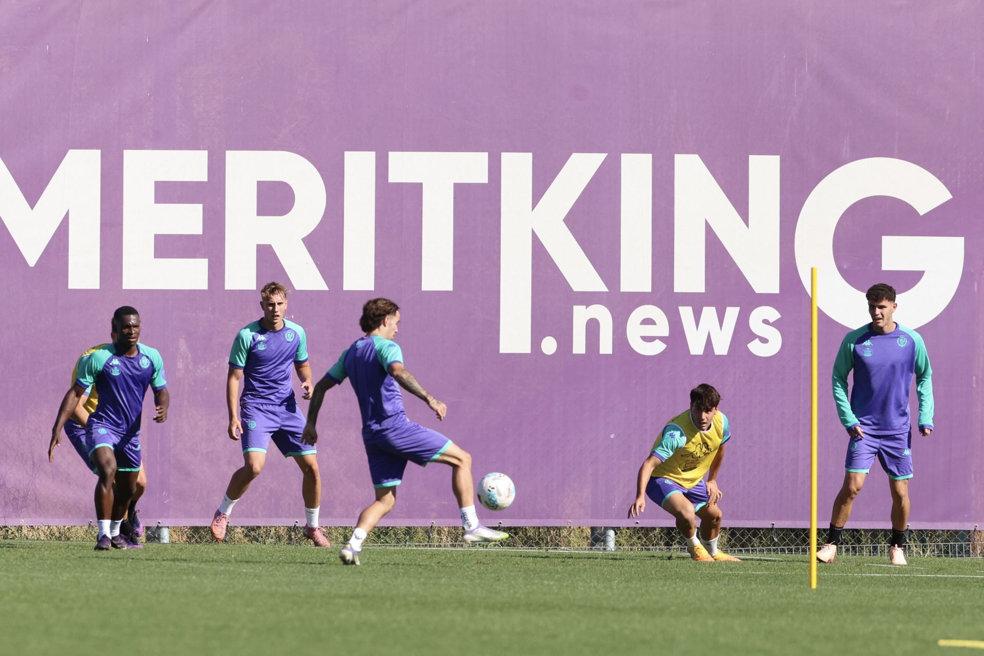 El entrenamiento tras la derrota ante la Cultural, en imágenes