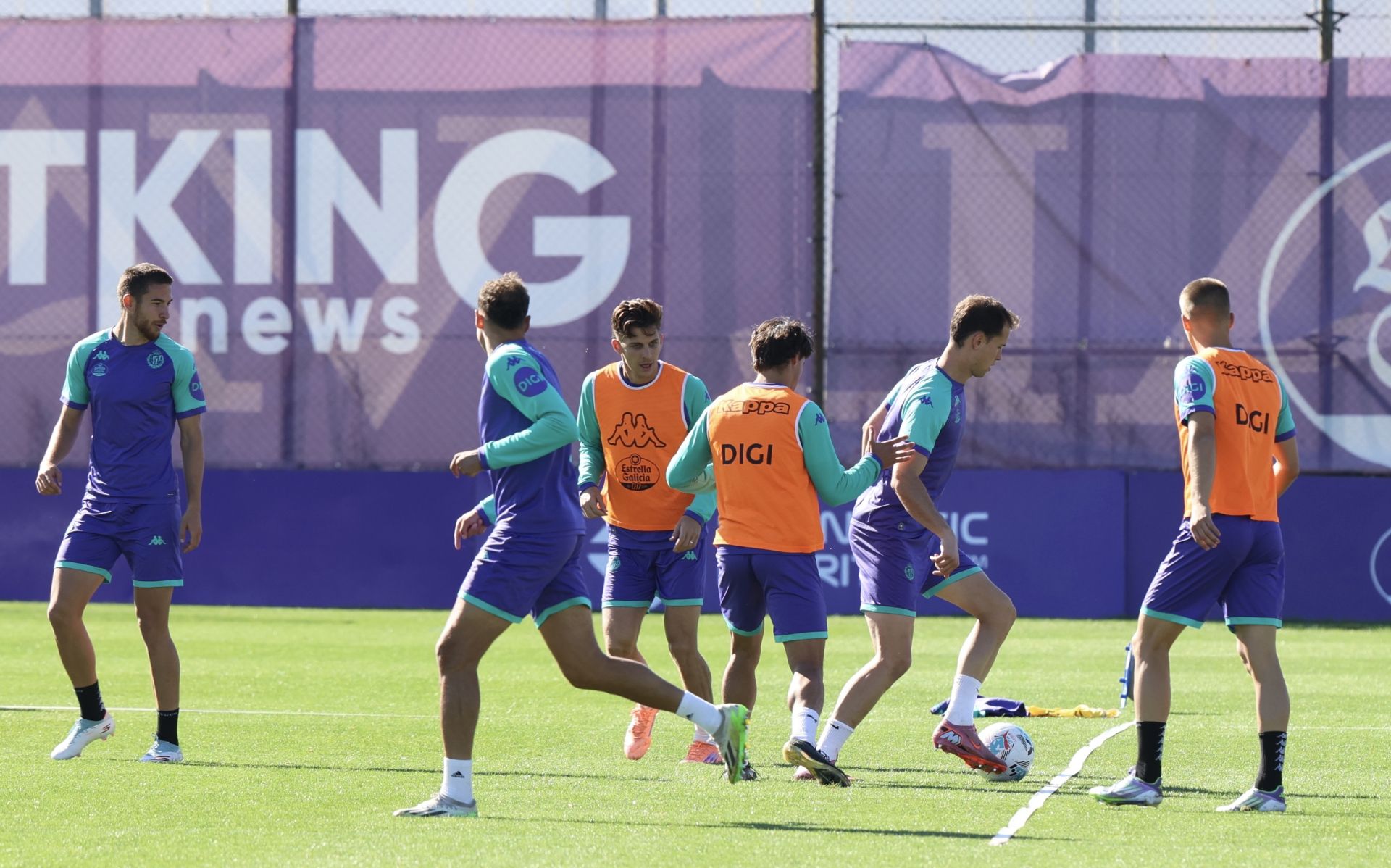 El entrenamiento tras la derrota ante la Cultural, en imágenes