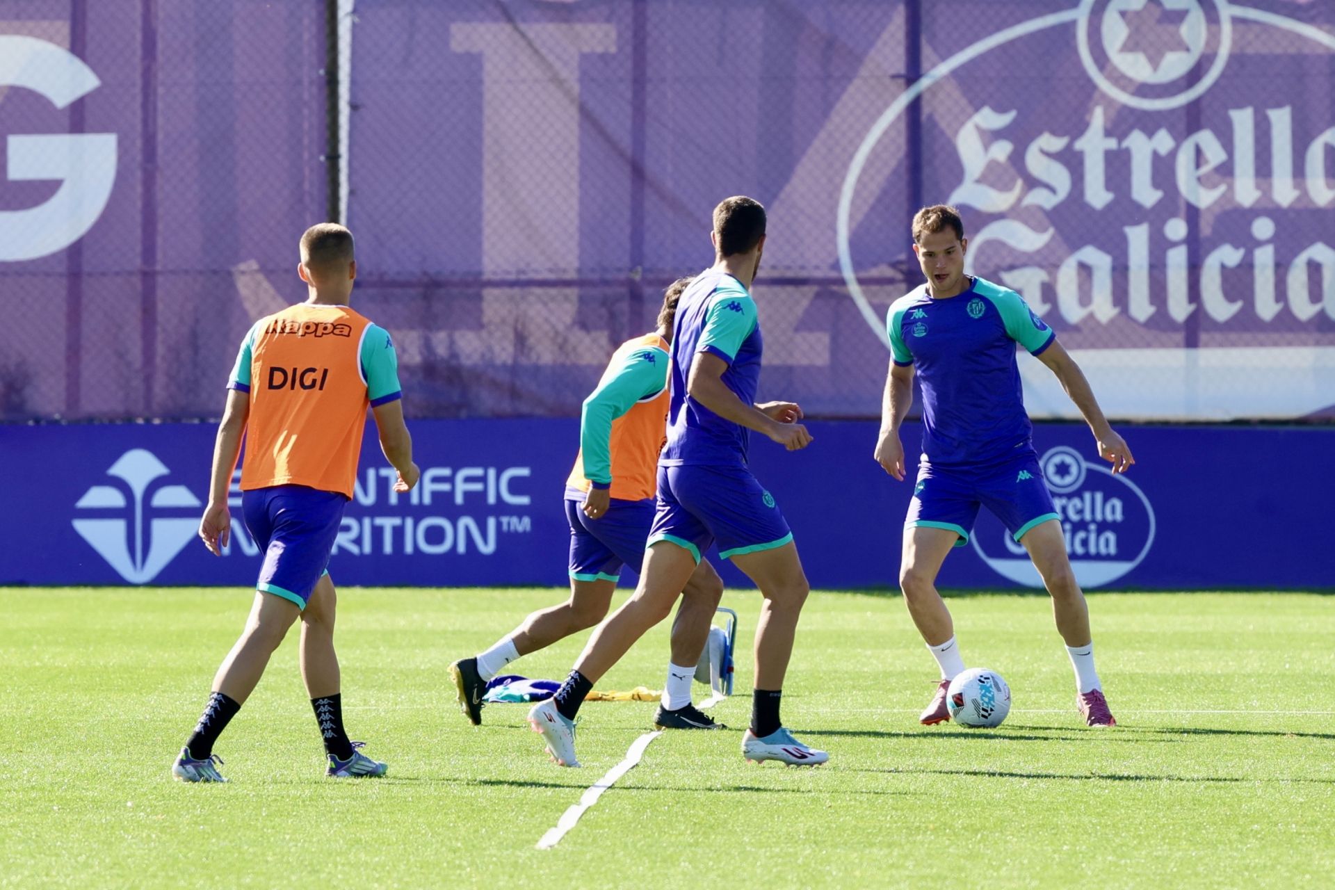 El entrenamiento tras la derrota ante la Cultural, en imágenes