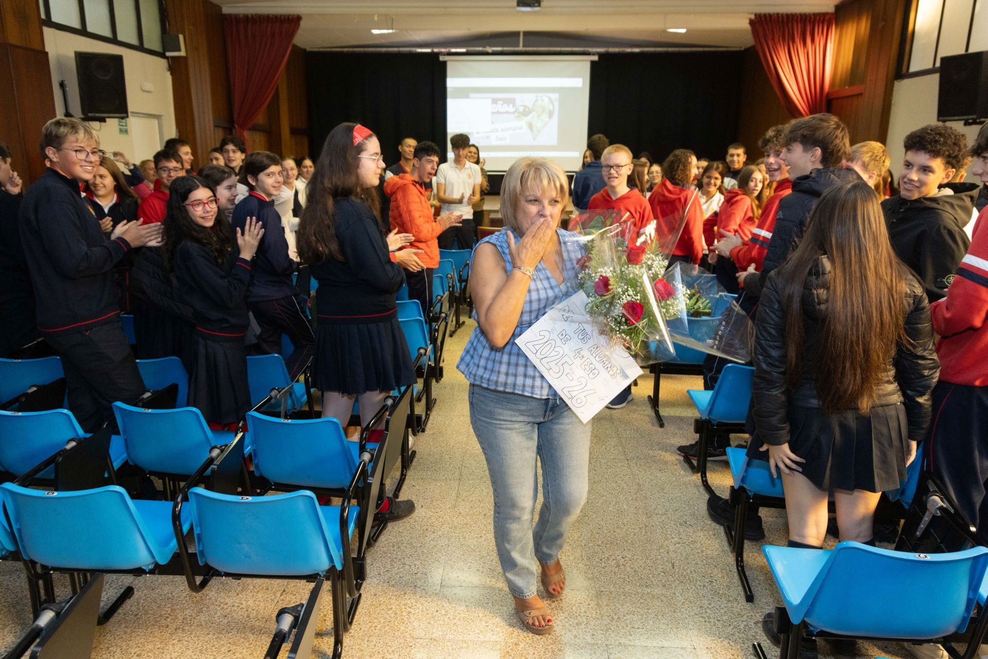 Las imágenes de la jubilación de &#039;Sela&#039;, el alma del colegio Huelgas Reales