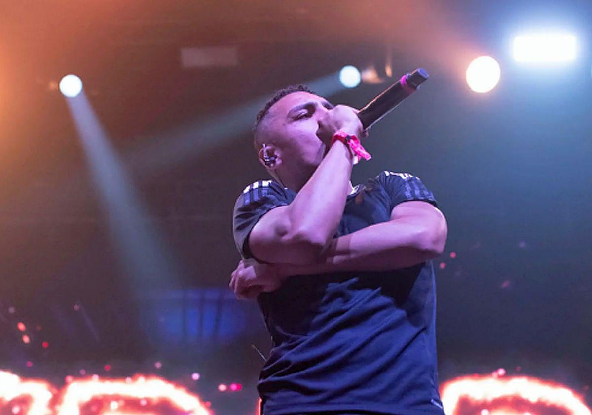 El rapero Morad durante un concierto.