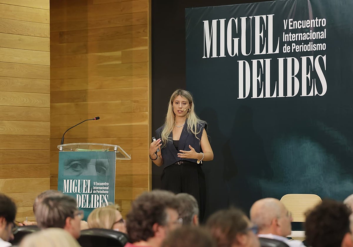 Lina Smith, jefa de diseño de narrativas visuales de El Español.