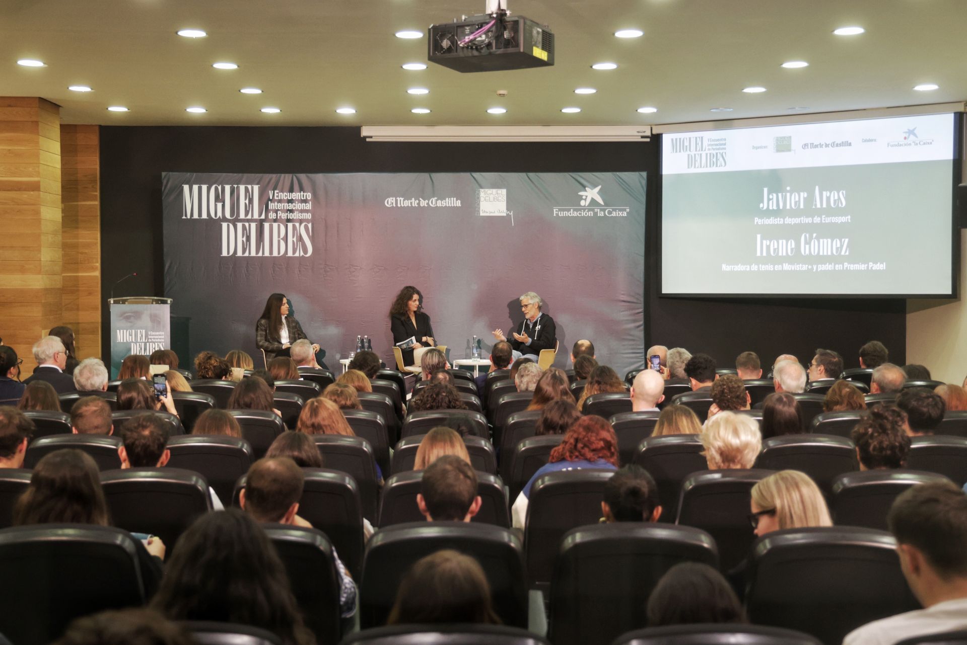 Charla con Javier Ares e Irene Gómez, periodistas deportivos.