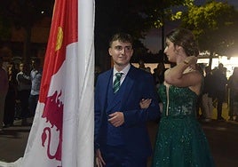 Imágenes de la apertura de las fiestas de Mojados iniciadas este jueves con el izado de bandera, la coronación de reyes y reinas y el pregón