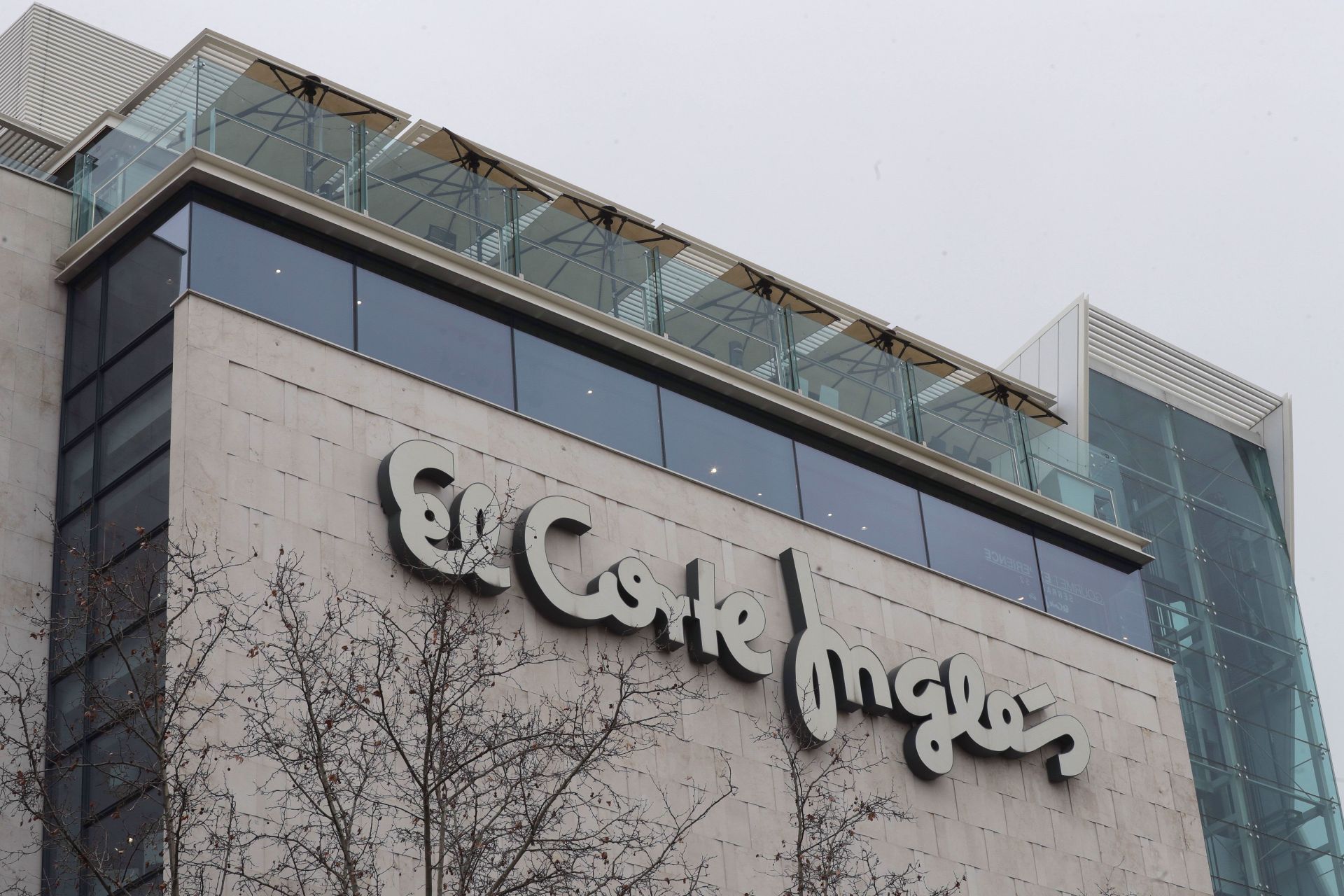 Un edificio de El Corte Inglés.