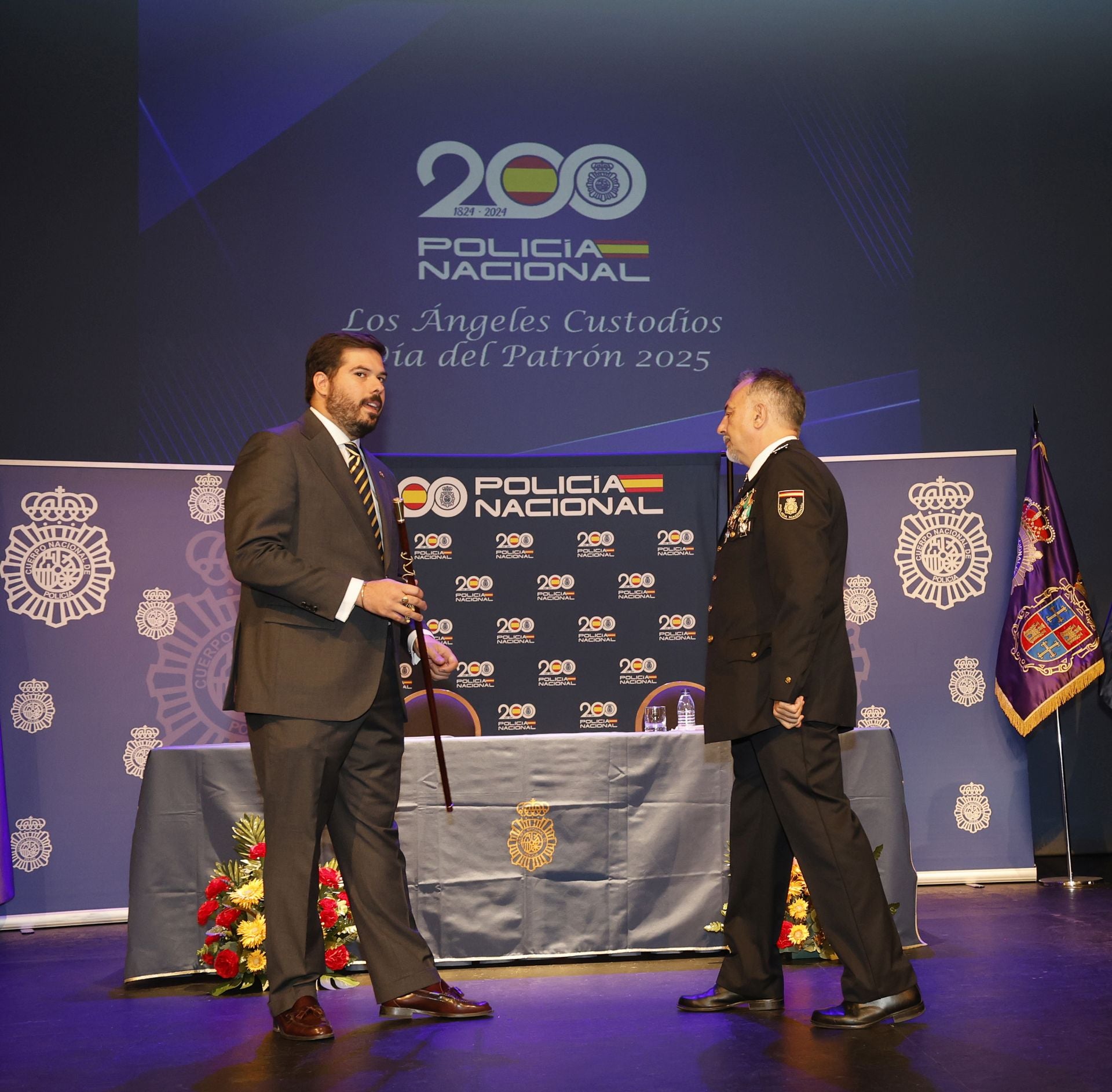 La Policía honra a sus patronos