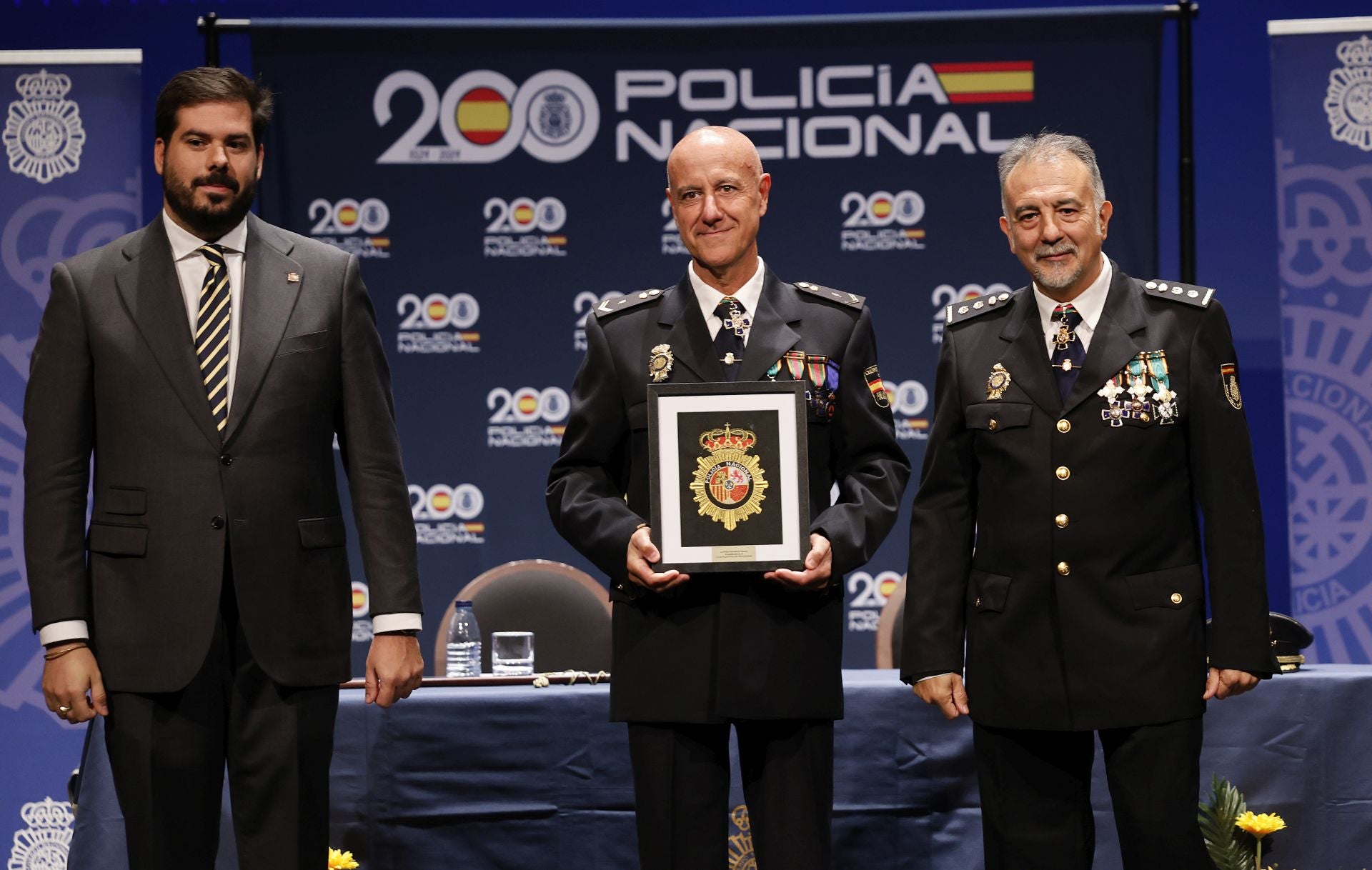 La Policía honra a sus patronos