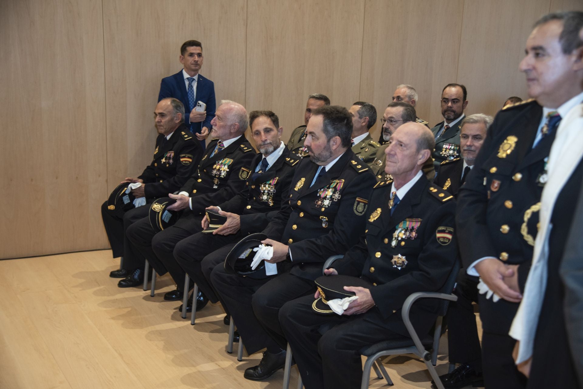 Segovia arropa a la Policía Nacional en su festividad