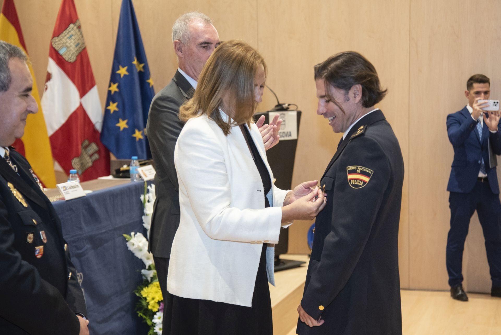 Segovia arropa a la Policía Nacional en su festividad