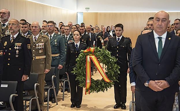 Homenaje a los caídos en el acto de los Ángeles Custodios de este jueves.