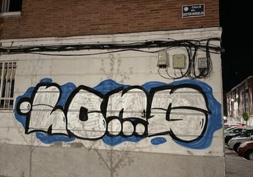 Se expone a 1.500 euros de multa por hacer un grafiti en una fachada