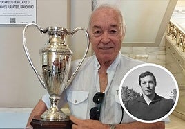 Aramayo, en una imagen reciente con la Copa de la Liga; en detalle, como portero del Real Valladolid.