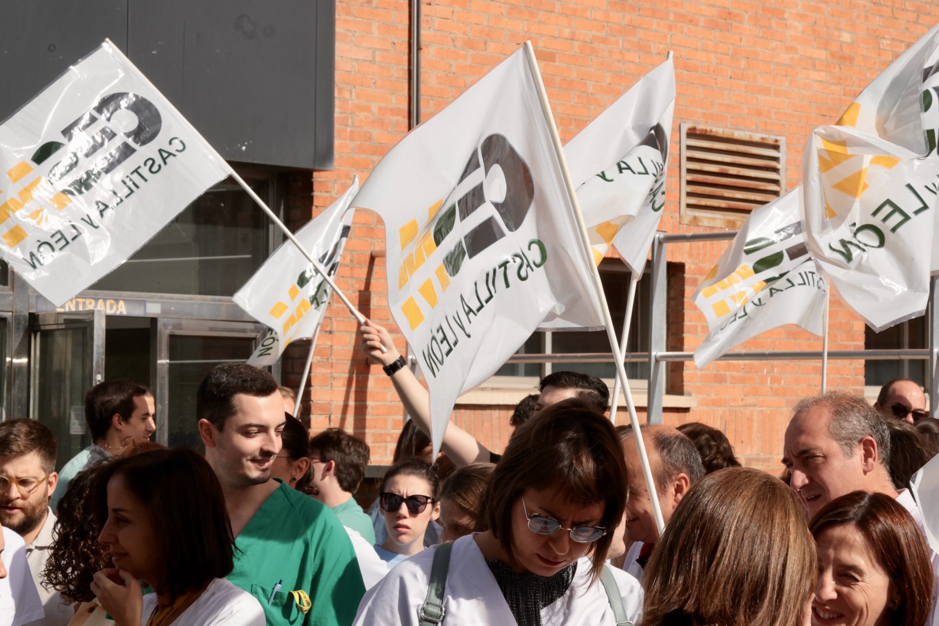 Las imágenes de la protesta de médicos contra el Estatuto Marco
