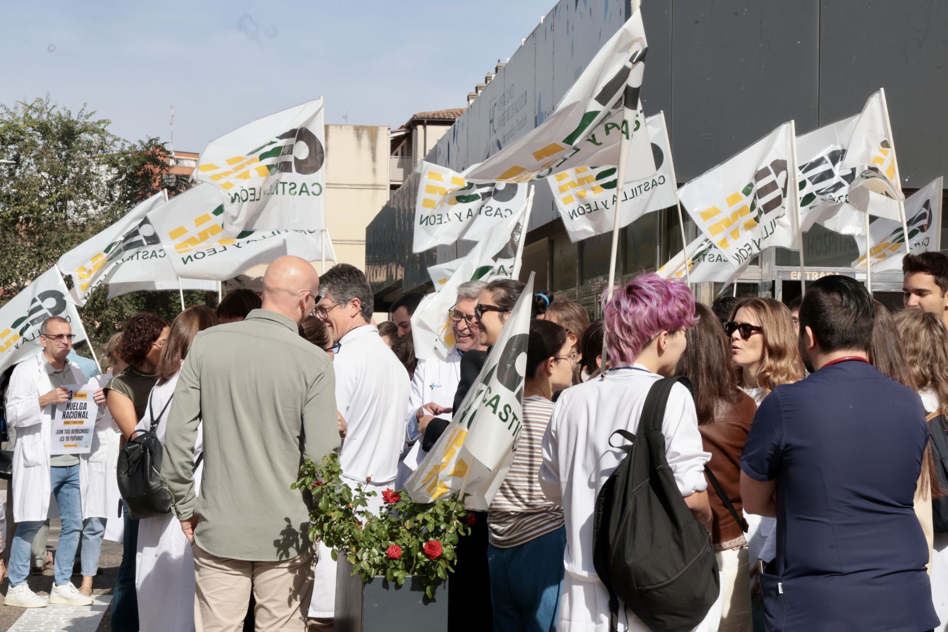 Las imágenes de la protesta de médicos contra el Estatuto Marco