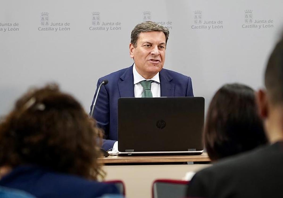 El consejero de Economía y Hacienda y portavoz de la Junta, Carlos Fernández Carriedo.