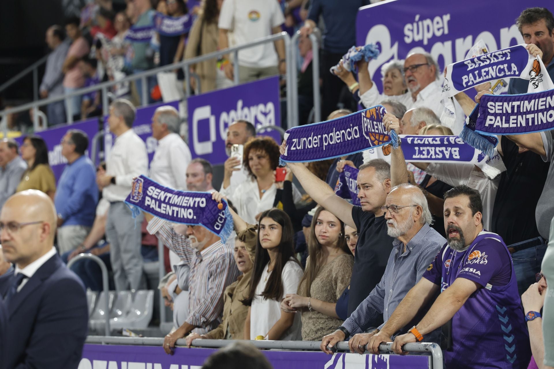 Búscate en las gradas del Súper Agropal Palencia-Cartagena