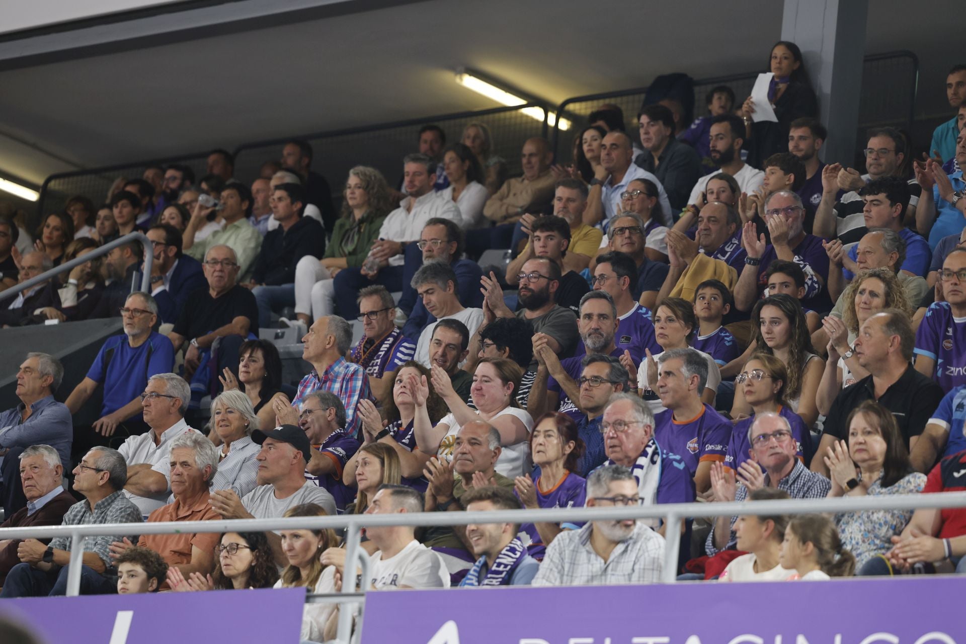 Búscate en las gradas del Súper Agropal Palencia-Cartagena