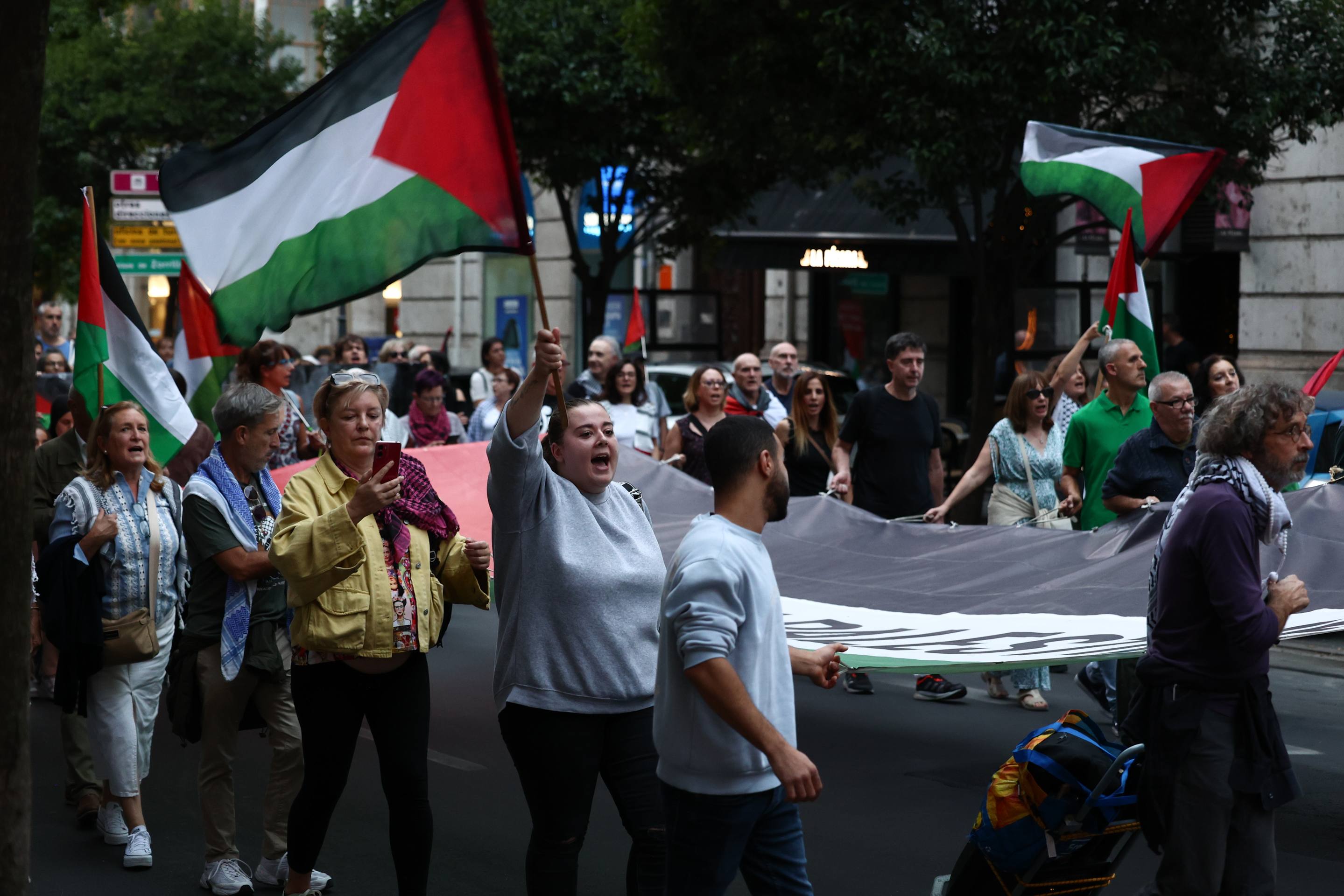 Las imágenes del manifestación propalestina en Valladolid
