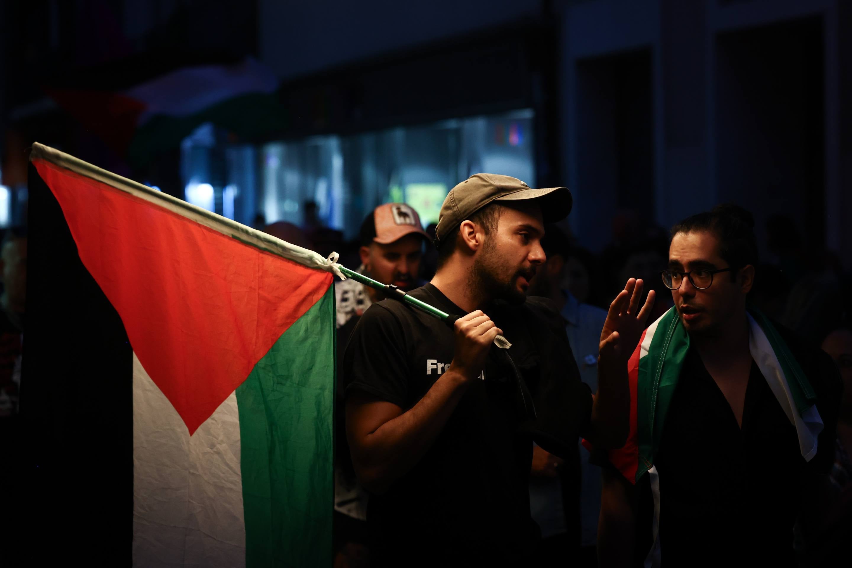 Las imágenes del manifestación propalestina en Valladolid