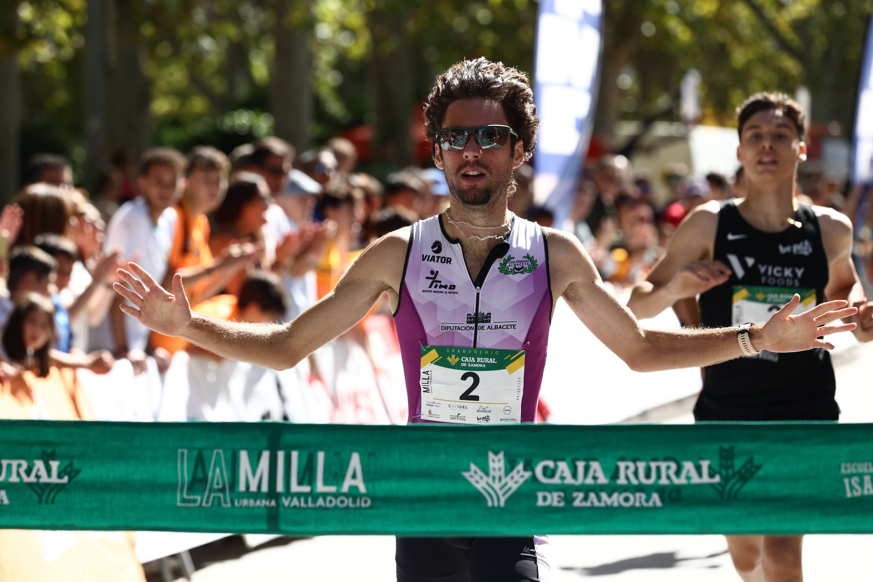 Carlos Sáez y Maria Viciosa, vencedores de la XIX Milla Urbana de Valladolid