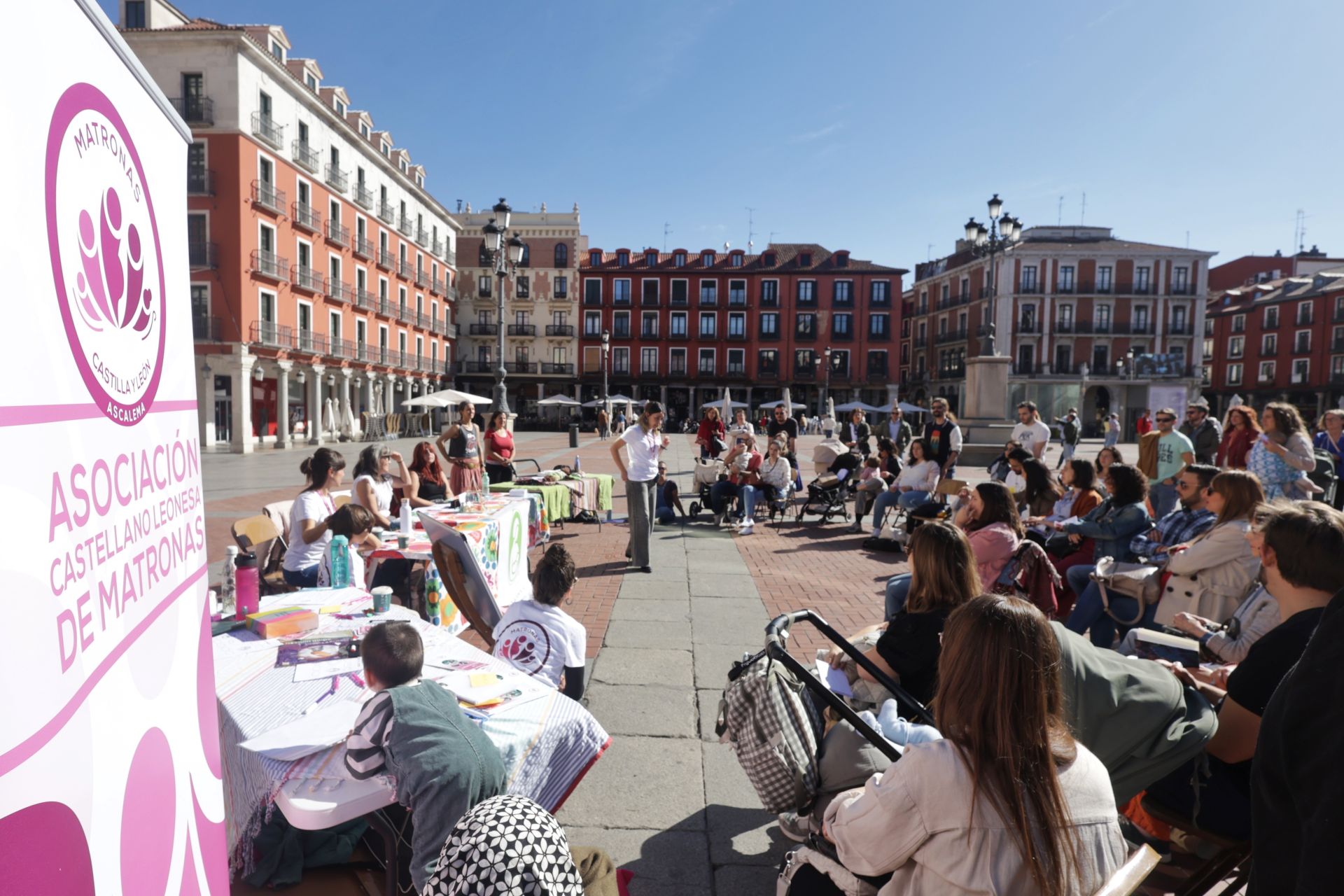 Las imágenes del taller de La Liga de la Leche de Castilla y León