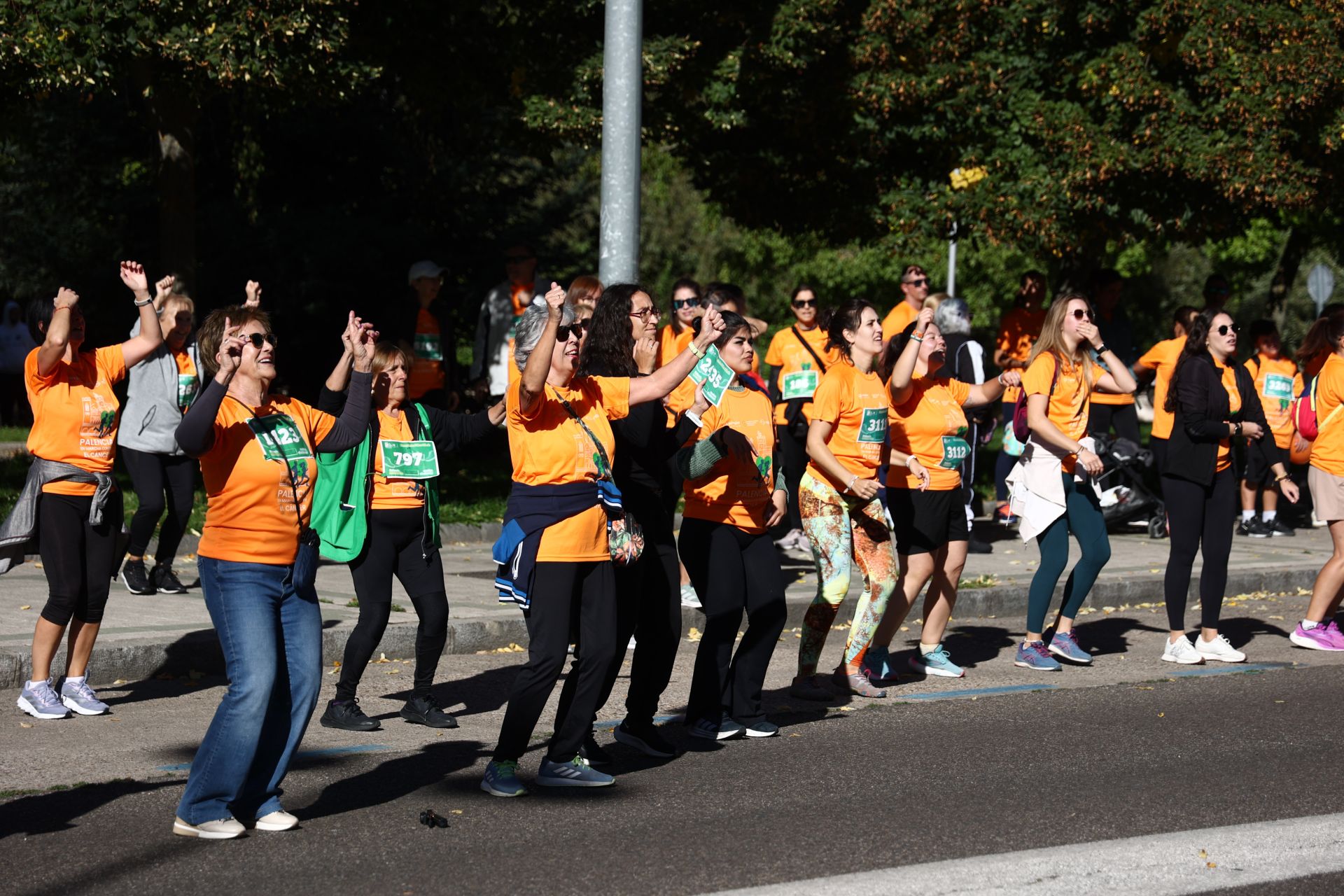 Las imágenes de la carrera contra el cáncer de Palencia