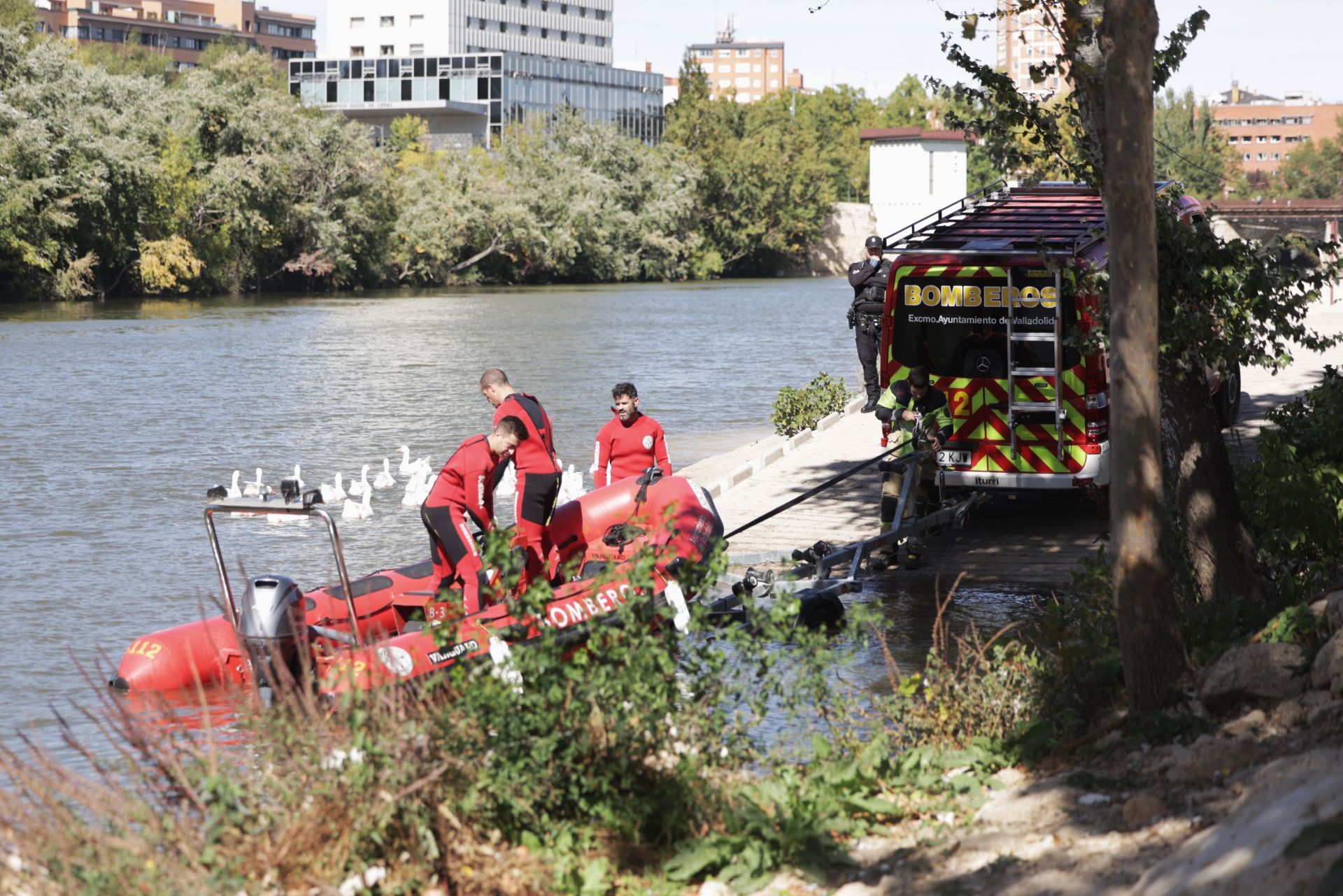 Las imágenes del dispositivo de búsqueda en el Pisuerga
