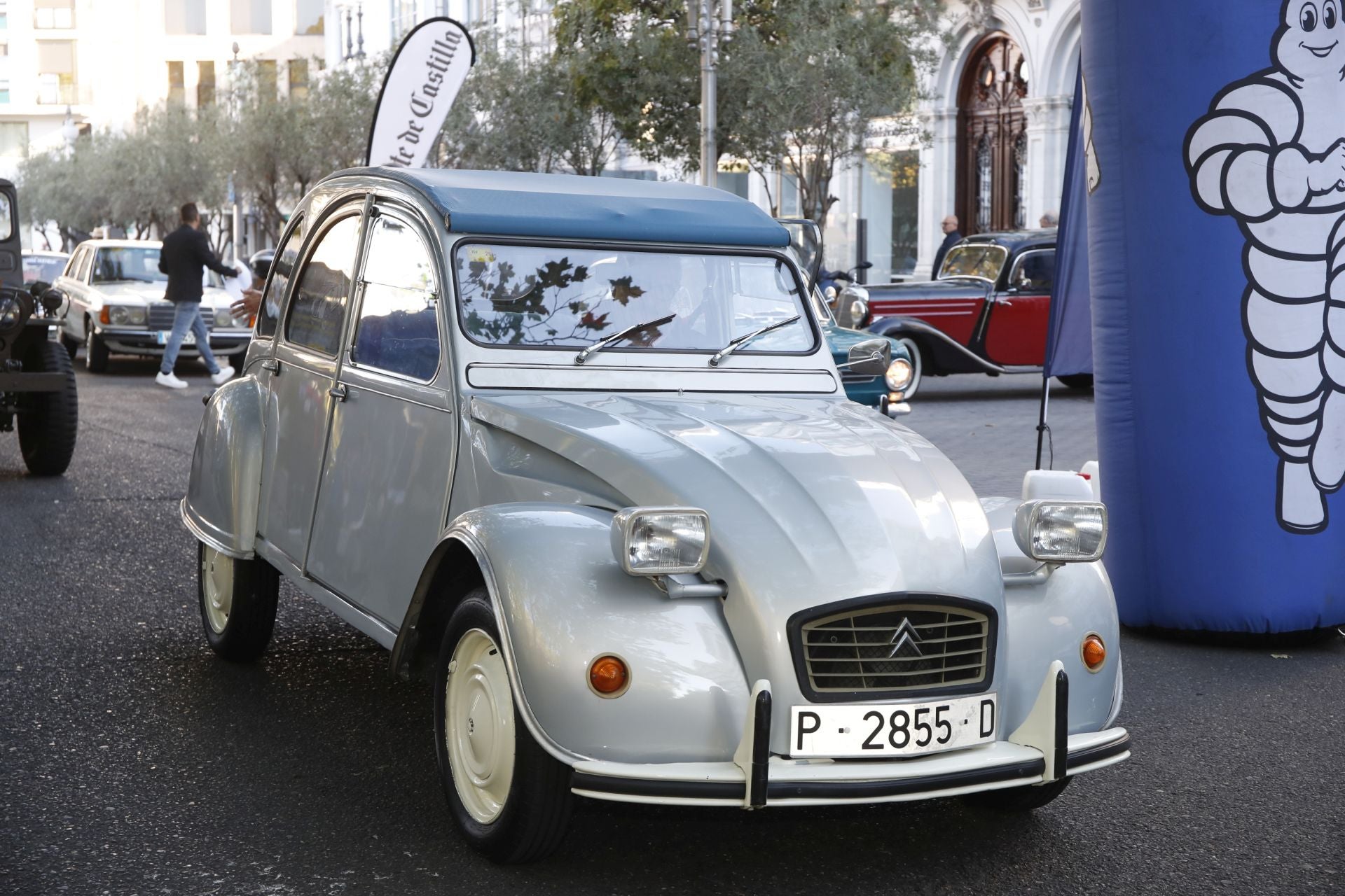 Búscate entre los participantes de Valladolid Motor Vintage (6/12)
