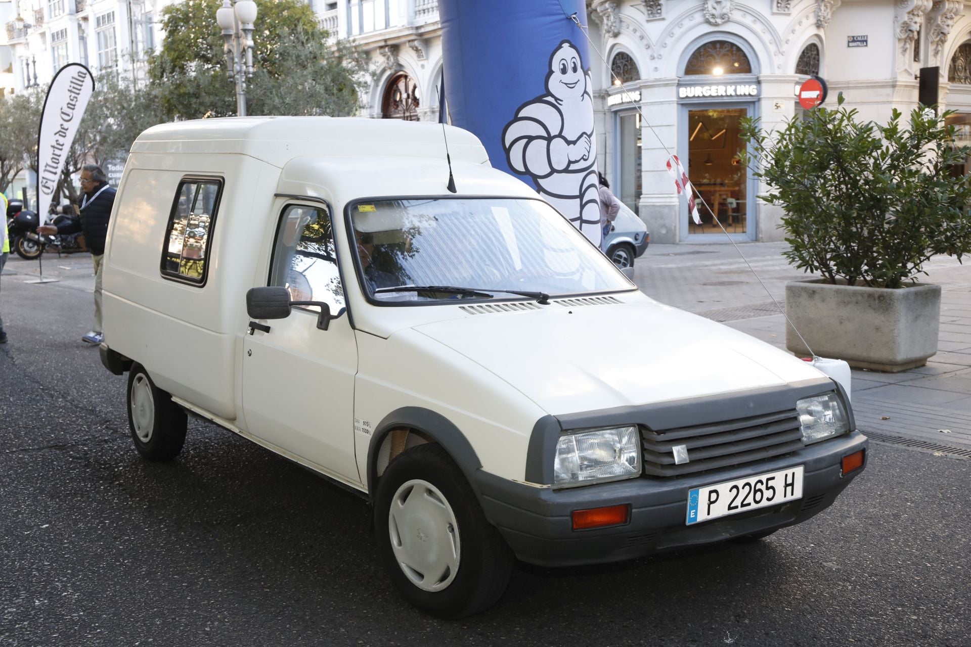 Búscate entre los participantes de Valladolid Motor Vintage (7/12)
