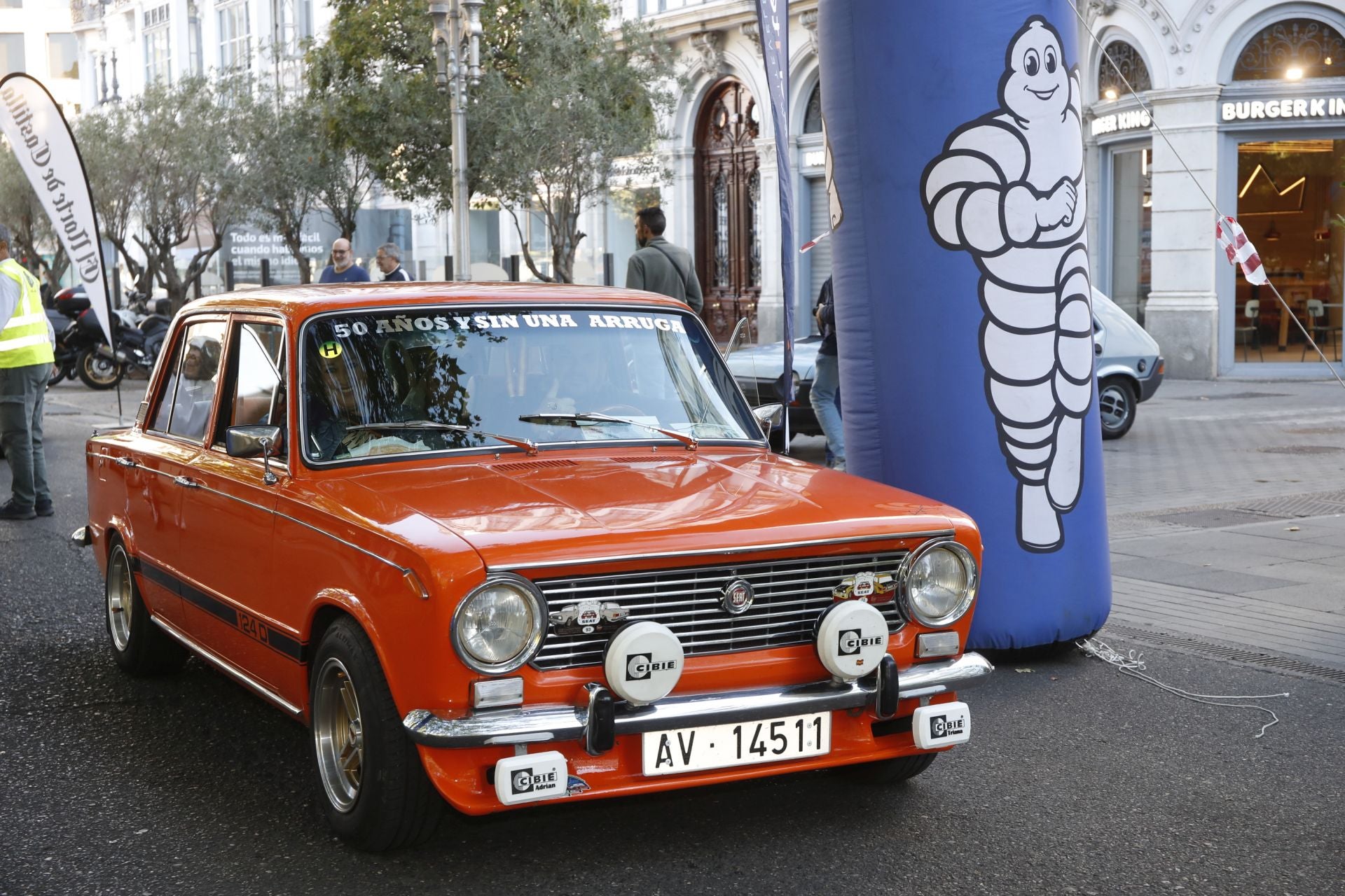 Búscate entre los participantes de Valladolid Motor Vintage (8/12)