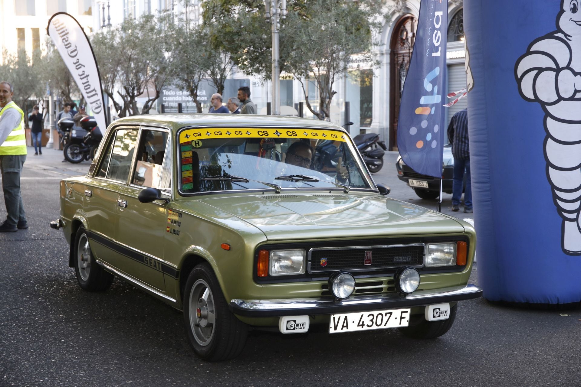 Búscate entre los participantes de Valladolid Motor Vintage (8/12)
