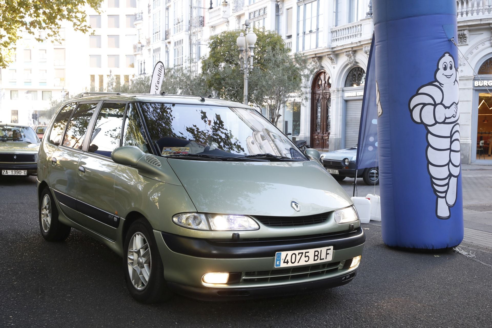 Búscate entre los participantes de Valladolid Motor Vintage (8/12)