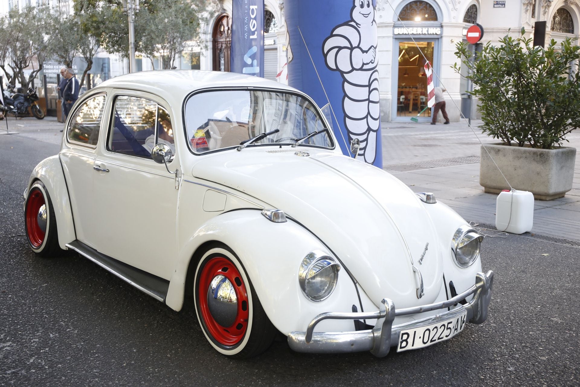 Búscate entre los participantes de Valladolid Motor Vintage (9/12)