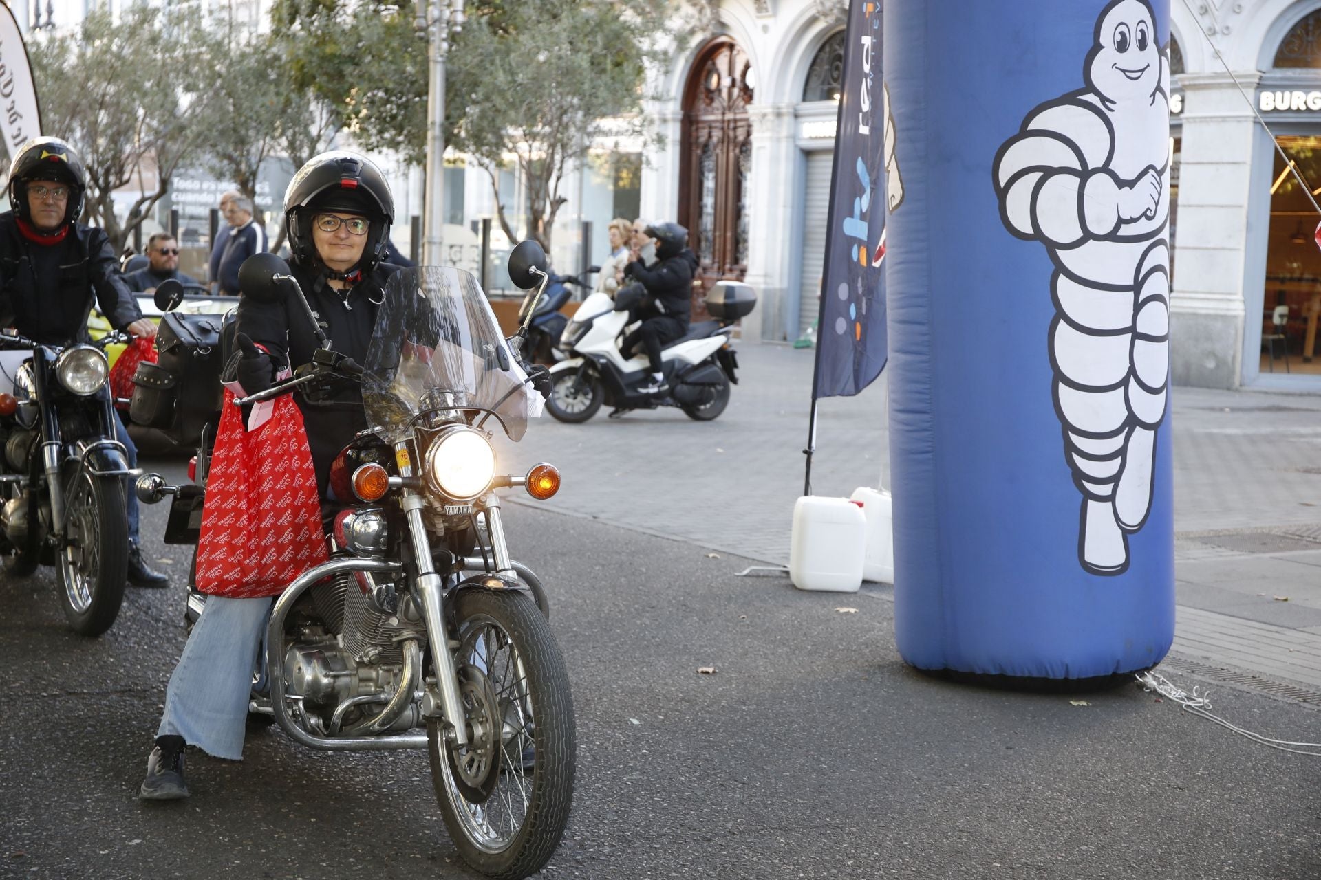 Búscate entre los participantes de Valladolid Motor Vintage (10/12)