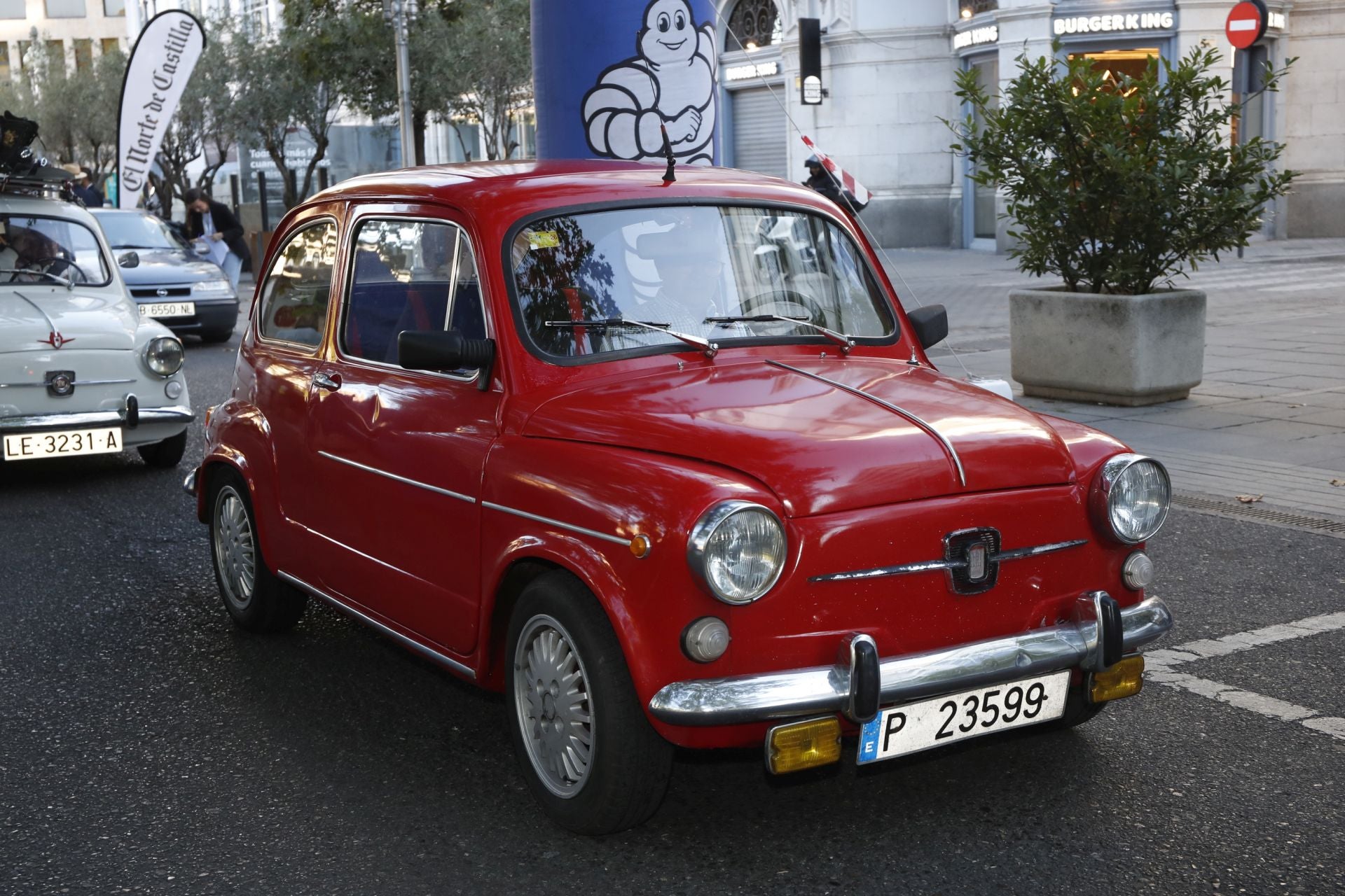 Búscate entre los participantes de Valladolid Motor Vintage (2/12)