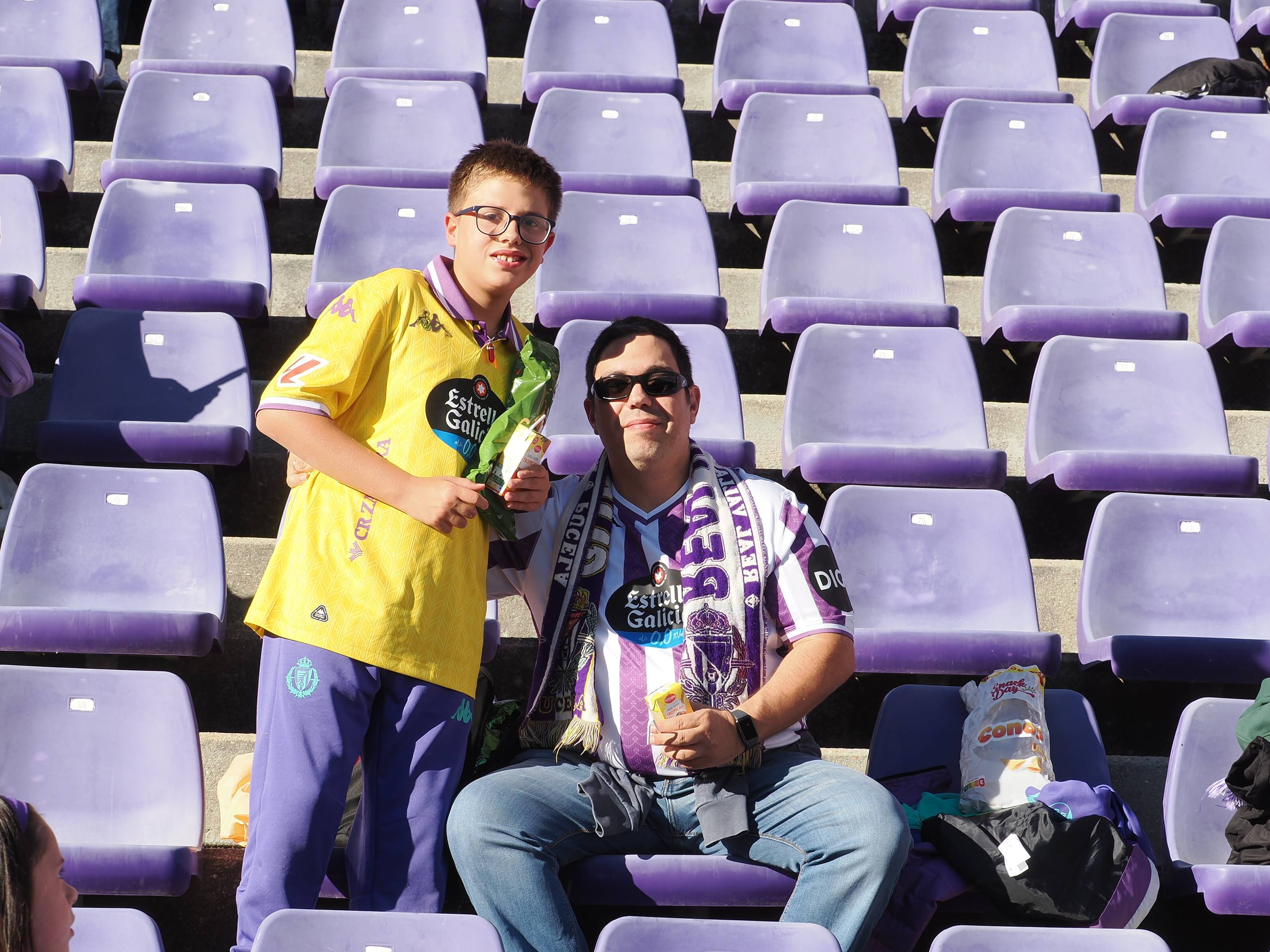 Búscate en la grada del José Zorrilla (1/4)