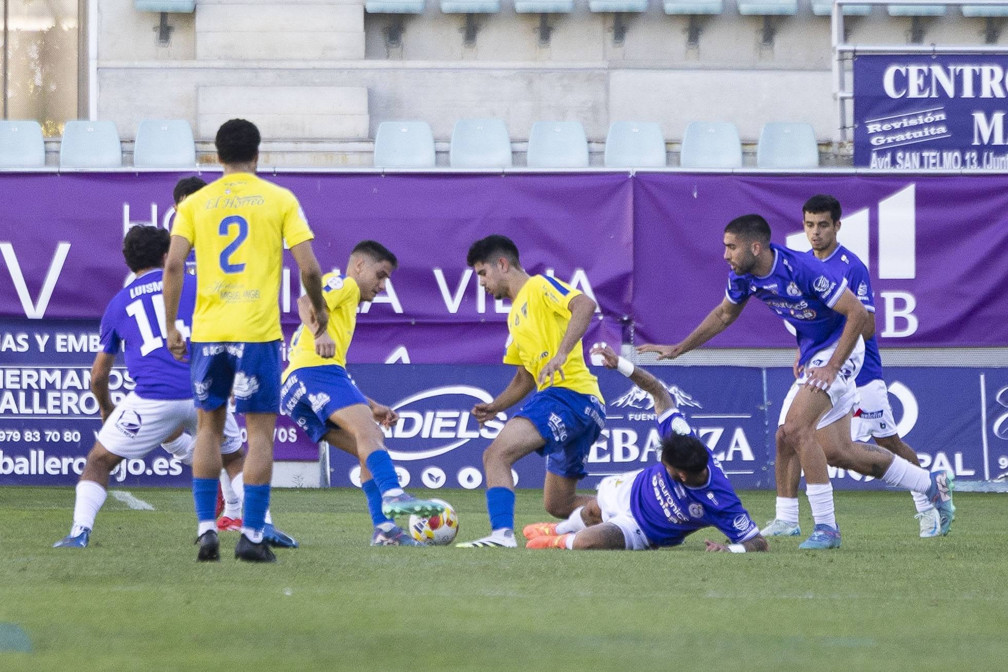 Las imágenes de la derrota del Palencia Cristo ante el Mansillés
