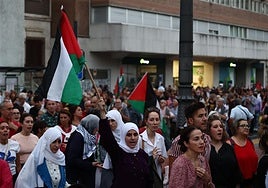 Manifestación en Valladolid para exigir el fin del «genocidio» en Palestina.