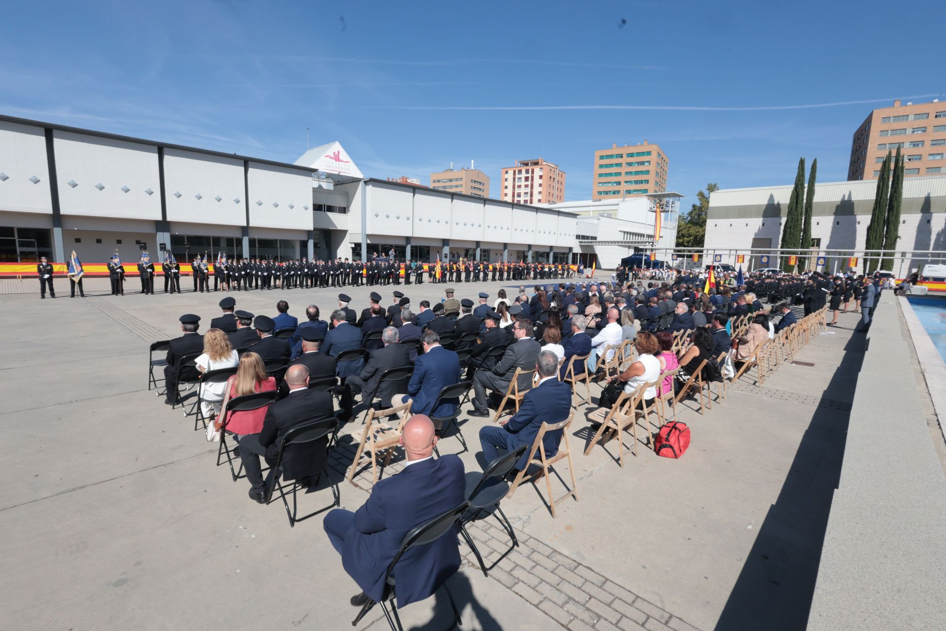 Las imágenes del acto de homenaje en el día de la Policía Nacional de Castilla y León