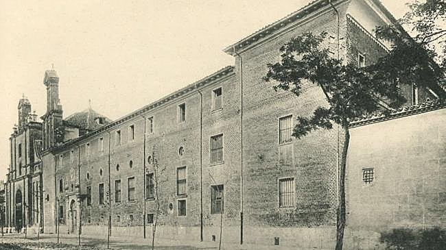 Imagen antes - Fachada del Real Colegio de San Albano, más conocido como Colegio de los Ingleses.