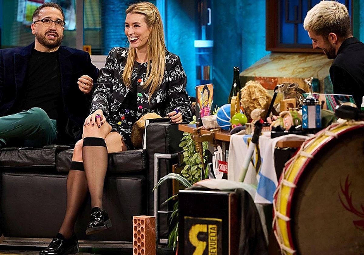 Eva Soriano con Aníbal Gómez en 'La Revuelta' con David Broncano.