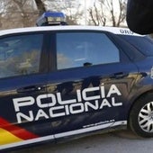 Un coche de la Policía Ncional, en una imagen de archivo.