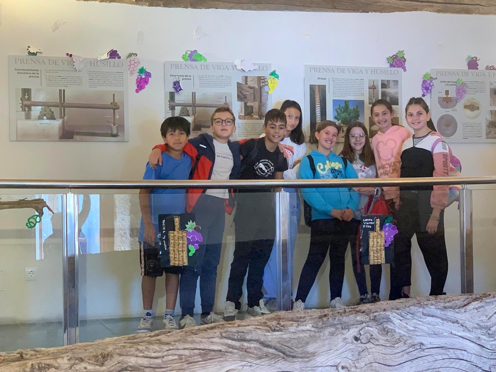 Alumnos de Baltanás celebran la Fiesta de la Vendimia