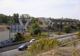 Obras del víaducto sobre la VA-30.
